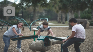 Spielplatz im Wald